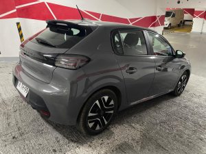 Peugeot 208 MCA 1.2 Active MT — foto 3