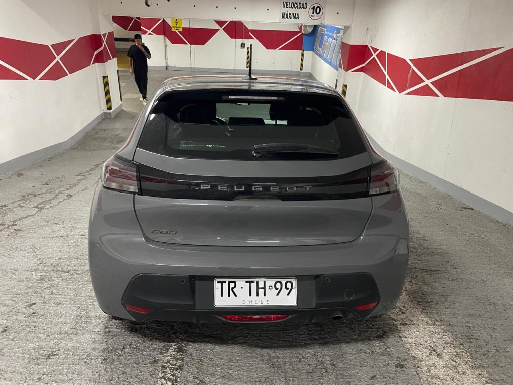 Peugeot 208 MCA 1.2 Active MT — foto 5