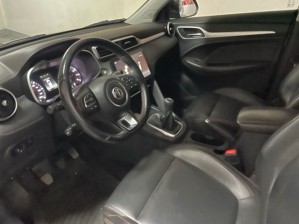 MG ZS 1.5 MT DLX — foto 8